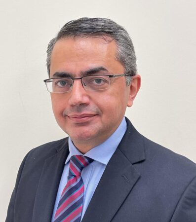 Dr Omar Photo Dr Omar Photo